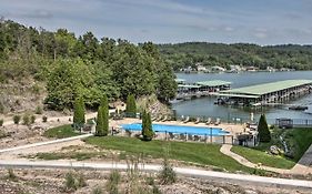 Lakefront Ozark Condo With Balcony And Seasonal Pool!